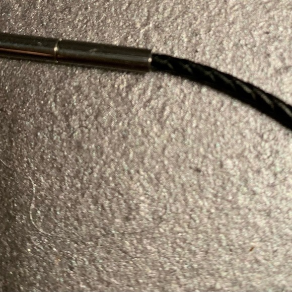 Glazed Wooden Tooth shape on a Rope 🔴 - Picture 5 of 5